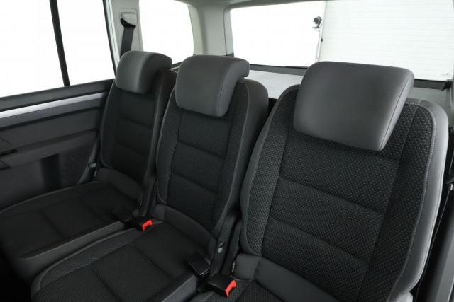 Volkswagen Touran image 3