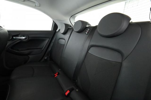 Fiat 500x image 2