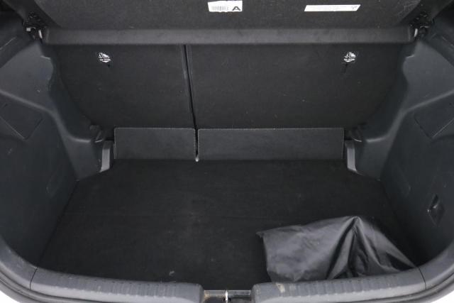 Toyota Yaris image 8