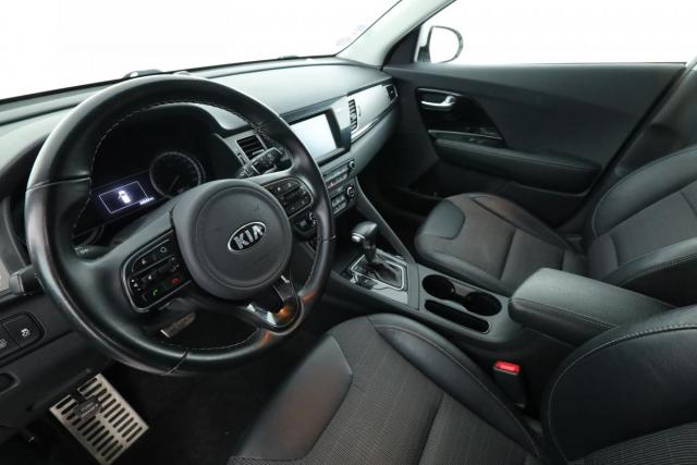 Kia Niro image 5