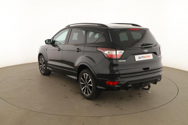 Ford Kuga image 6