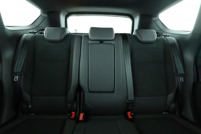 Ford Kuga image 5