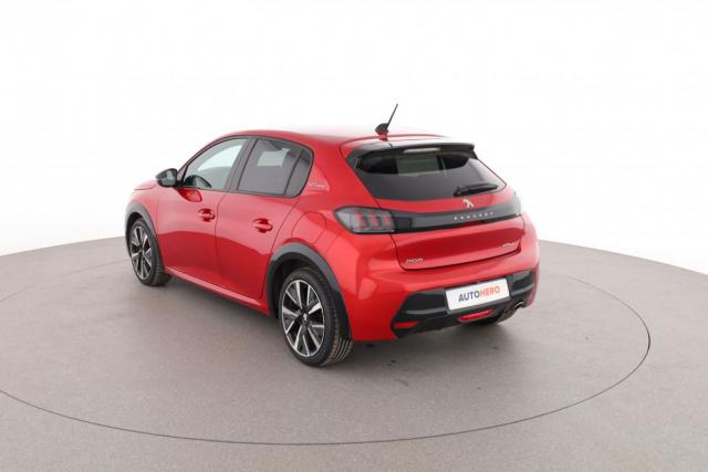 Peugeot 208 image 9
