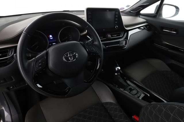 Toyota C-Hr image 3