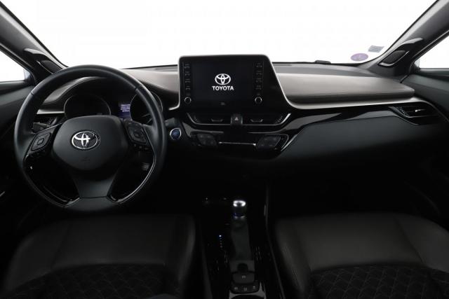 Toyota C-Hr image 9