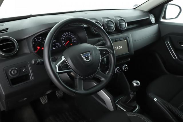 Dacia Duster image 1