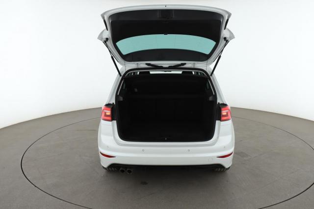 Volkswagen Golf Sportsvan image 1