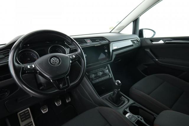 Volkswagen Touran image 5