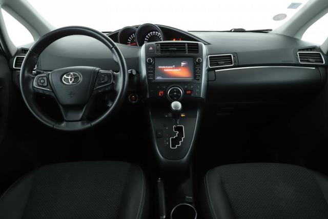 Toyota Verso image 1
