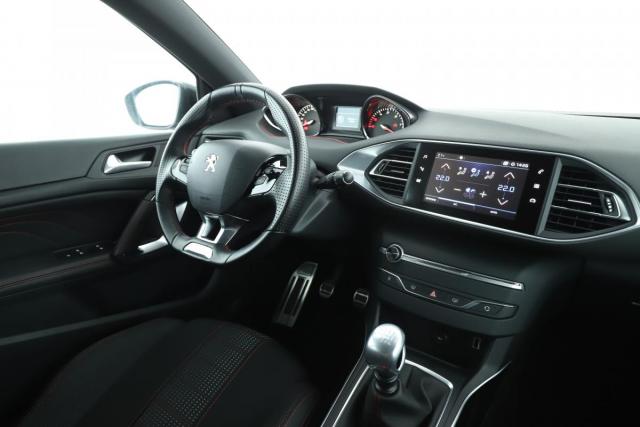 Peugeot 308 image 6