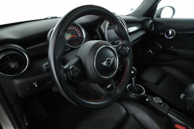 Mini Mini image 9