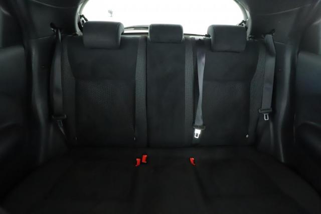 Nissan Juke image 2
