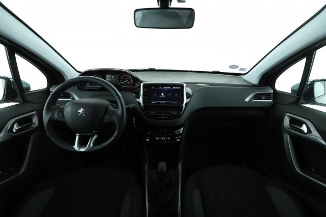 Peugeot 2008 image 1