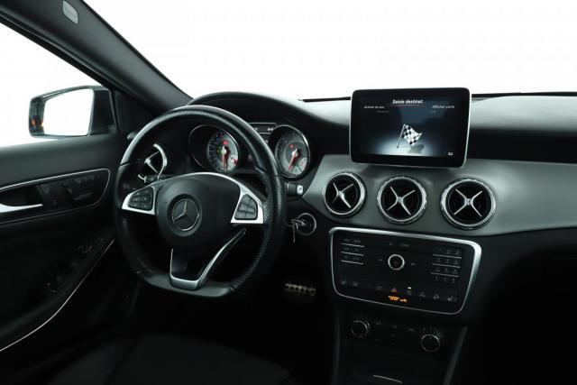 Mercedes Benz Gla image 6