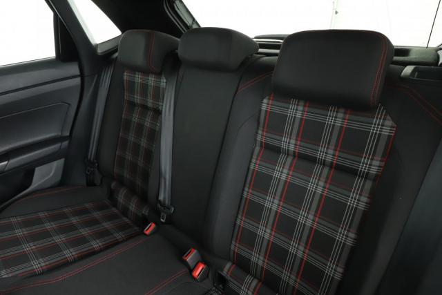 Volkswagen Polo image 2