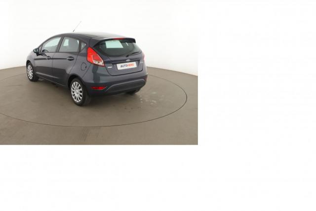 Ford Fiesta image 5
