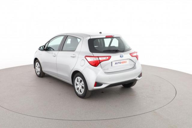 Toyota Yaris image 2