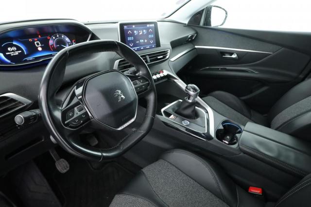 Peugeot 3008 image 6
