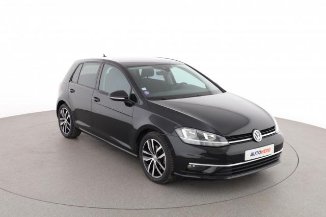 Volkswagen Golf image 8