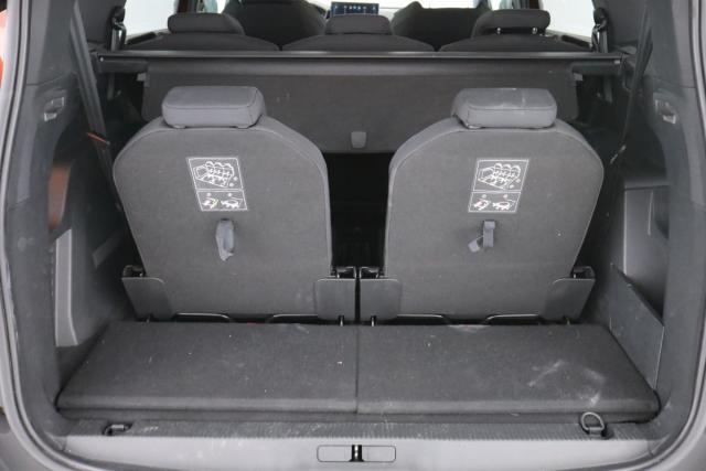 Peugeot 5008 image 7