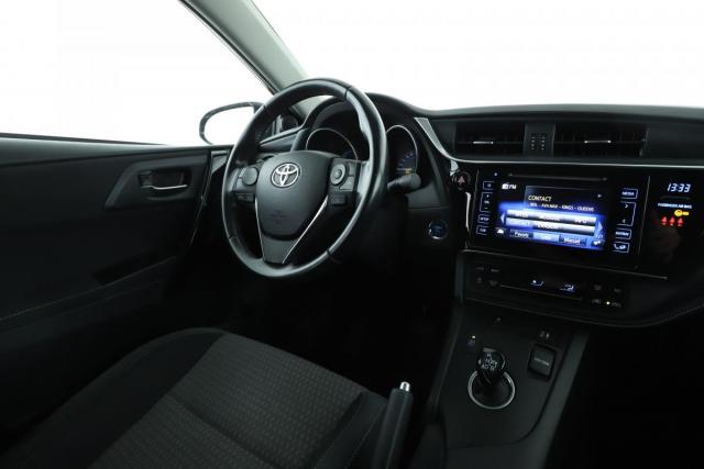 Toyota Auris image 4
