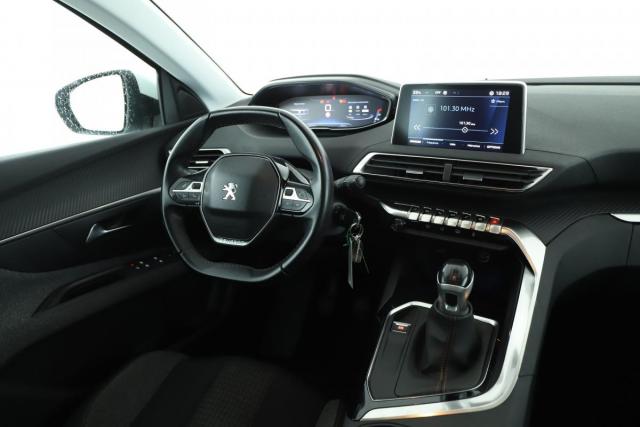 Peugeot 3008 image 6