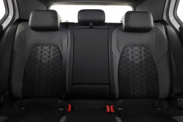 Volkswagen Golf image 5