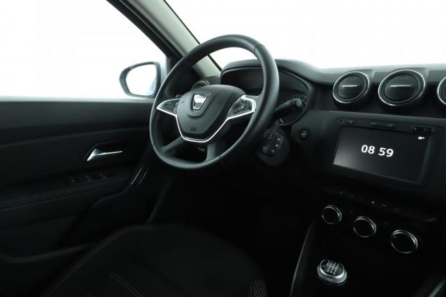 Dacia Duster image 4