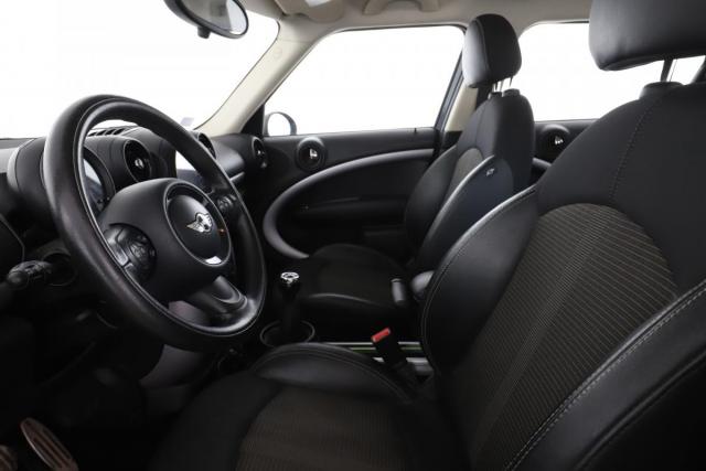 Mini Countryman image 3