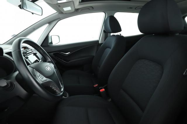 Hyundai Ix20 image 8