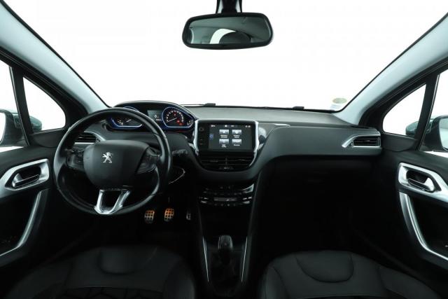 Peugeot 208 image 8