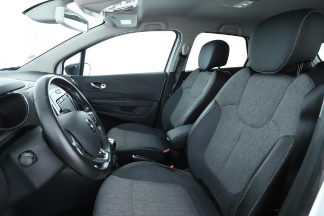 Renault Captur image 2