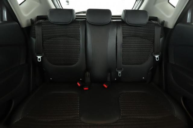 Renault Captur image 2