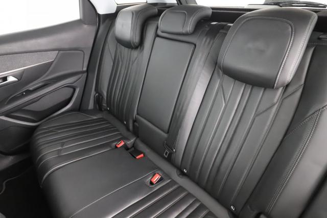 Peugeot 3008 image 3