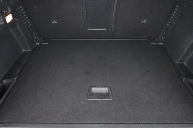 Peugeot 3008 image 2