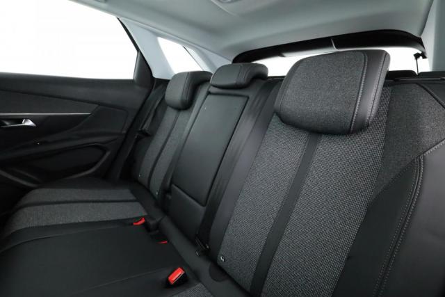 Peugeot 3008 image 7