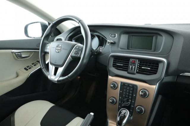 Volvo V40 Cross Country image 9