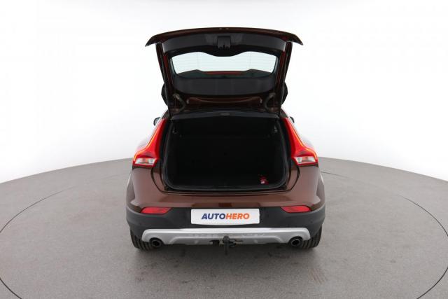 Volvo V40 Cross Country image 4