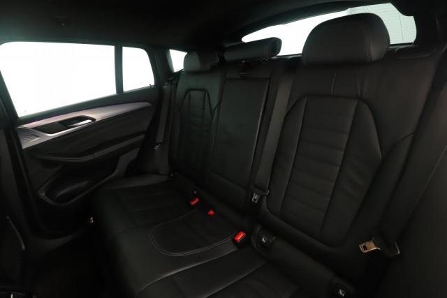 Bmw X4 image 4