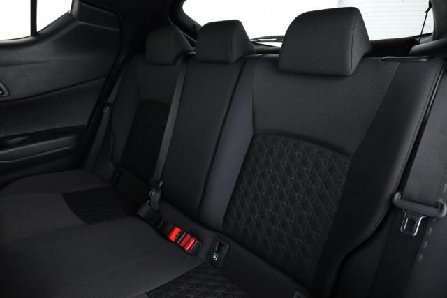 Toyota C-Hr image 3