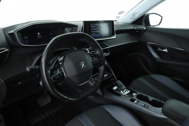 Peugeot 2008 image 9