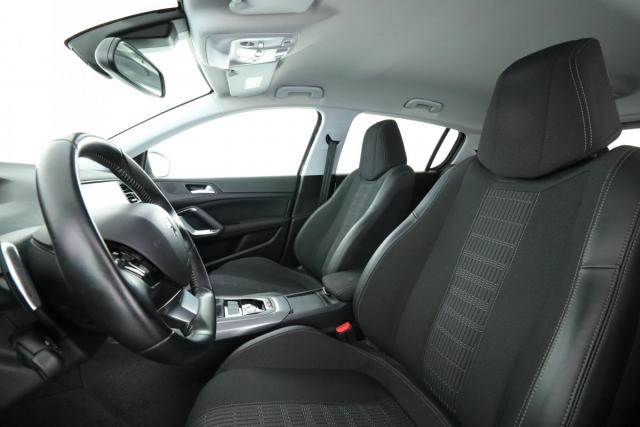 Peugeot 308 image 5