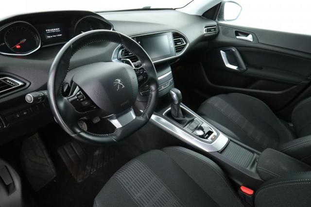 Peugeot 308 image 8