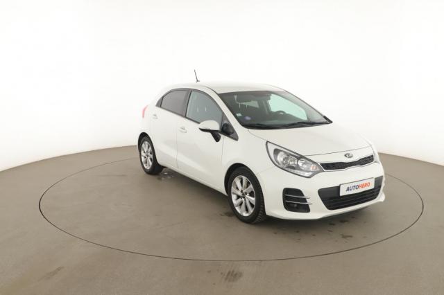 Kia Rio image 4