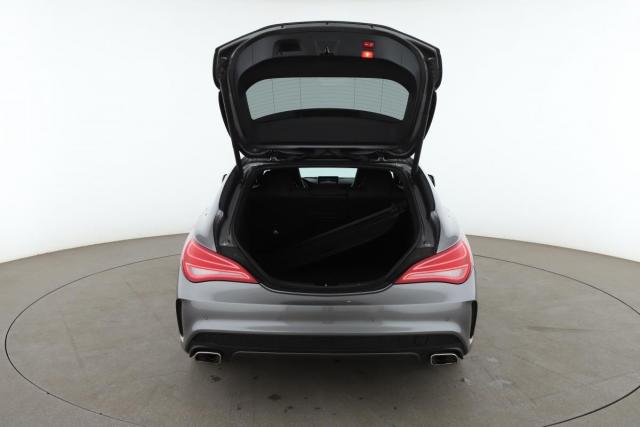 Mercedes Benz Cla Shooting Brake image 1