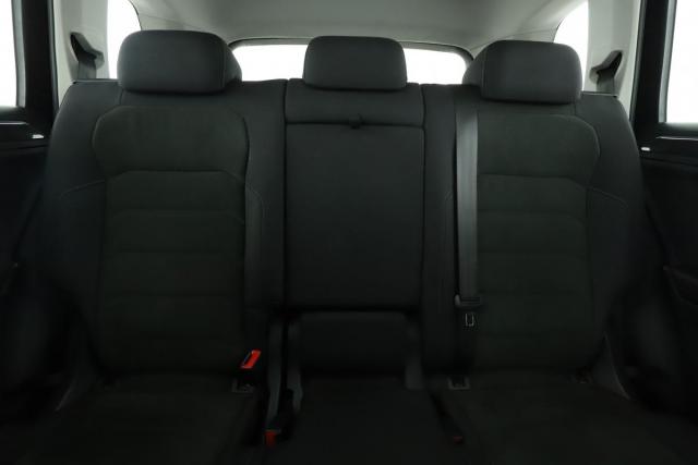 Volkswagen Tiguan Allspace image 8