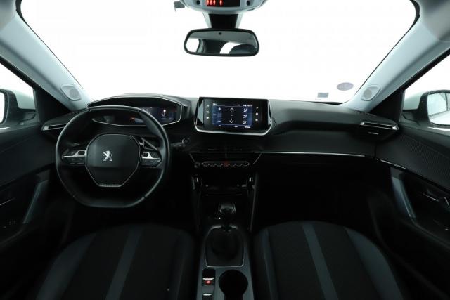 Peugeot 2008 image 5