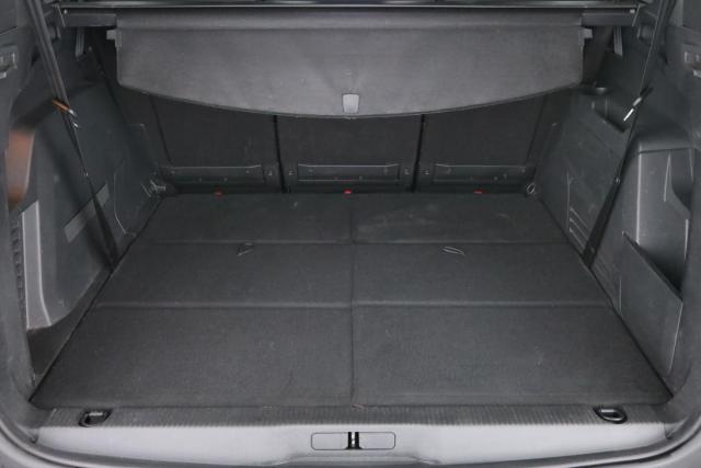 Peugeot 5008 image 4
