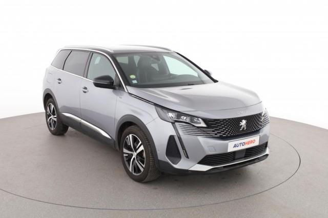Peugeot 5008 image 2