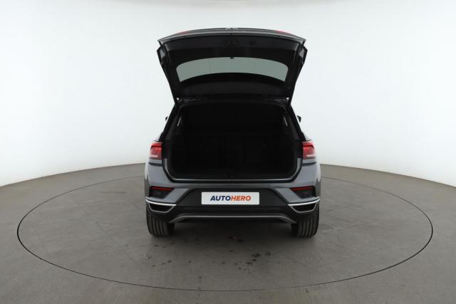 Volkswagen T-Roc image 8